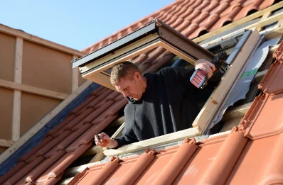Pose de fenêtres de toit Velux à Lauzach